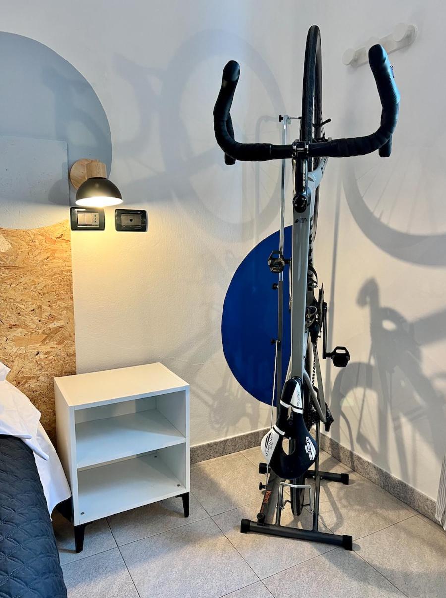Zappi Cycling Hotel Ріоло-Терме Екстер'єр фото